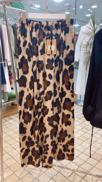 Miho’s Leopar Pantolon