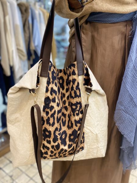 Leopar Detay Keten Çanta