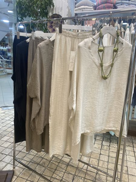 Bol Paça Dökümlü Pantolon